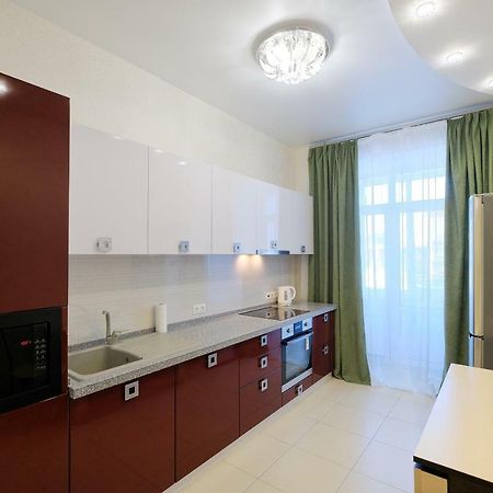 Apartament Petrovskie On Kartashova 3 Daire Tomsk Dış mekan fotoğraf