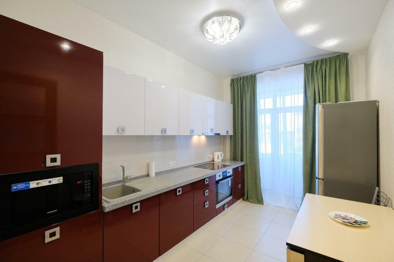 Apartament Petrovskie On Kartashova 3 Daire Tomsk Dış mekan fotoğraf